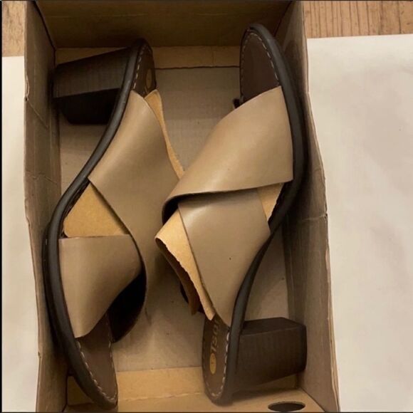 TSONGA DARK BEIGE CRISS CROSS FRONT LEATHE… - Picture 5 of 8